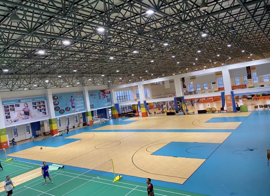 重庆江北国际机场T2室内篮球场羽毛球场